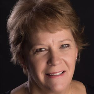 Meet your Posher, Anne