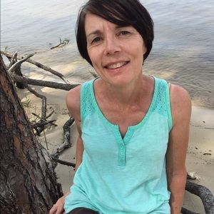 Meet your Posher, Cynthis