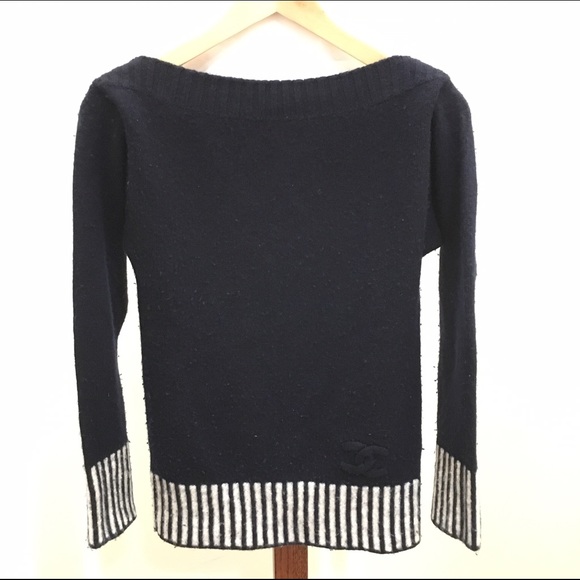 CHANEL Sweaters - Chanel cashmere navy blue sweater