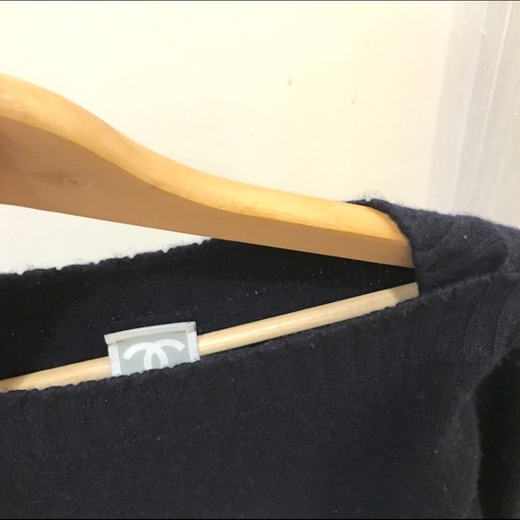 Chanel cashmere navy blue sweater - Picture 3 of 4