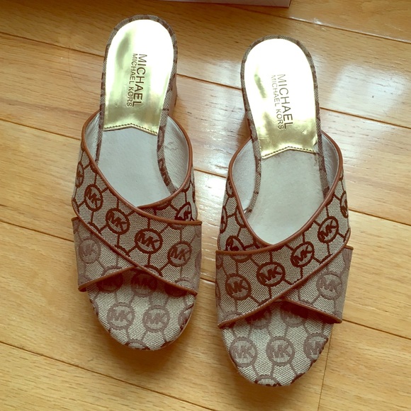 Michael kors wedge sandals