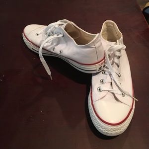 White converse size 8. Never been worn.