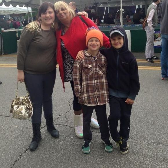 Meet your Posher, Christa - Picture 1 of 1