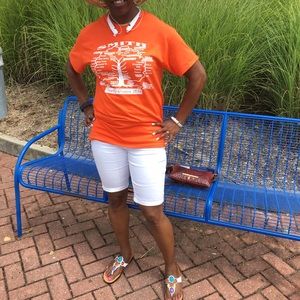 Meet your Posher, Frances