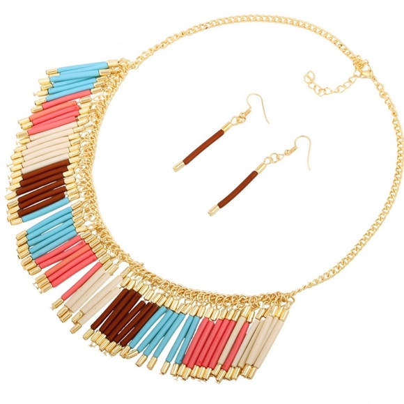 New Tassel Boho Statement Necklace & Earrings Set - Picture 3 of 4