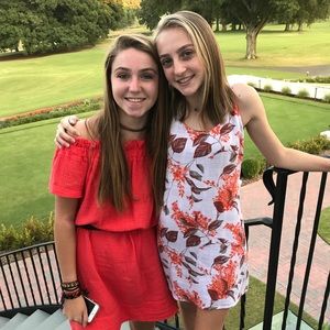 Meet your Posher, Caroline