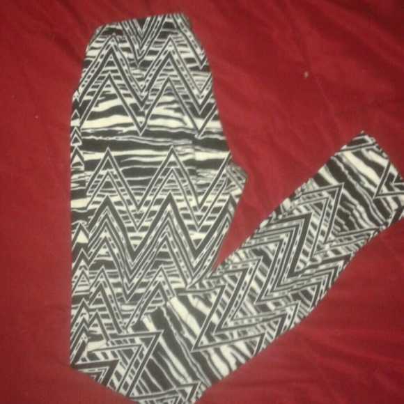 A'gaci tribal leggings - Picture 1 of 2