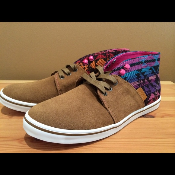 Native print women Vans