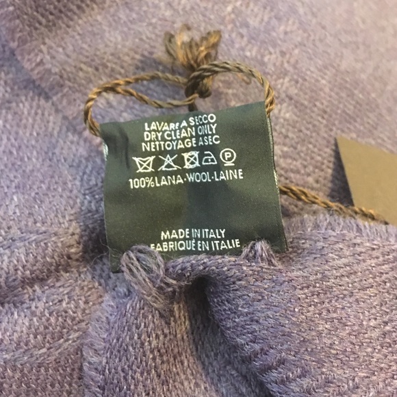 🚫SOLD🚫 NWT GUCCI WOOL GG PRINTED SCARF (PURPLE) - Picture 4 of 4