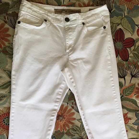 White denim capris NINE WEST Size 10