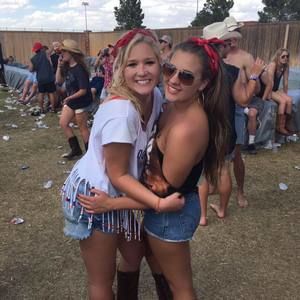 Meet your Posher, Mackenzie kate