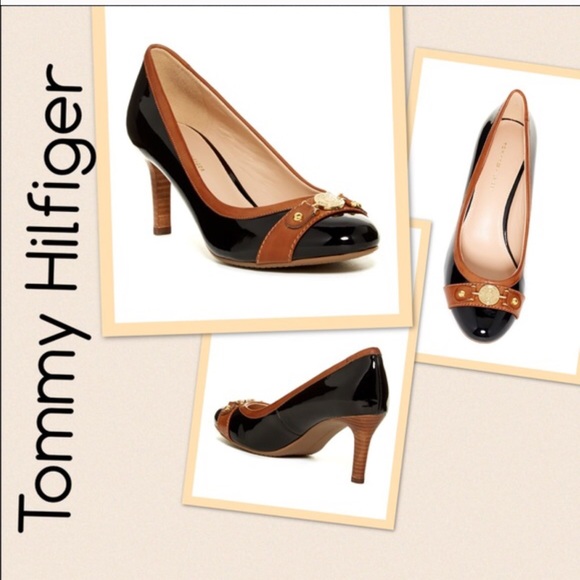 ‼️Flash Sale‼️Stylish Tommy Hilfiger Pump 9.5M $79 - Picture 1 of 4