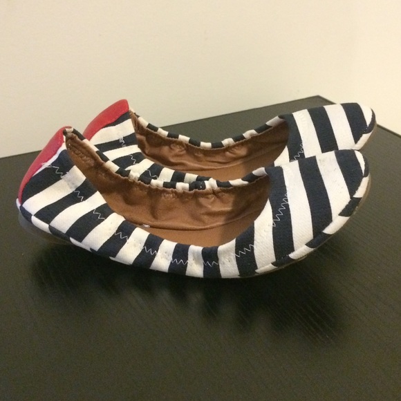 Stripped Lucky Brand Emmie Flats