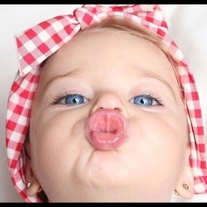 Meet your Posher, Dianelis