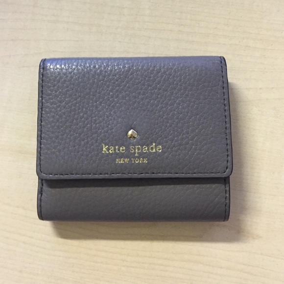 ✨LABOR WEEK SALE✨ Kate Spade Authentic wallet