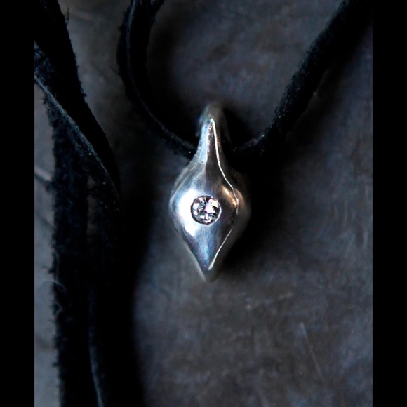Silver and diamond necklace - Picture 1 of 1