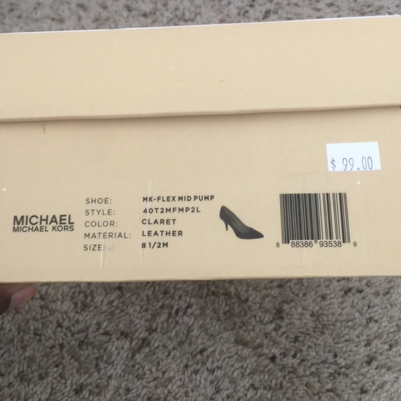 Michael Kors flex midi pump - Picture 3 of 3