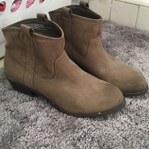 Taupe Heeled Booties