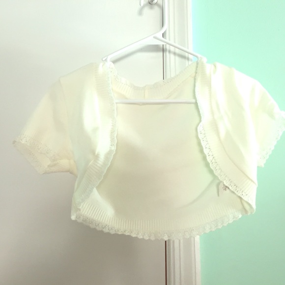 Cream detailed shawl