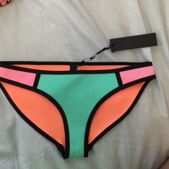 Triangl Poppy bottoms!
