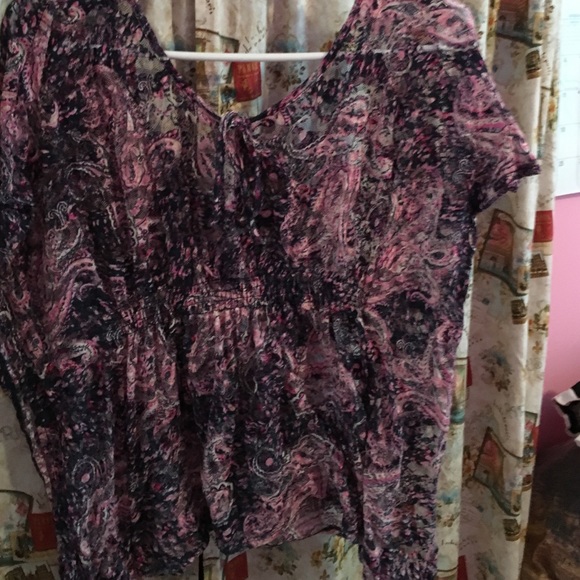 Rue 21 flowy paisley patterned shirt