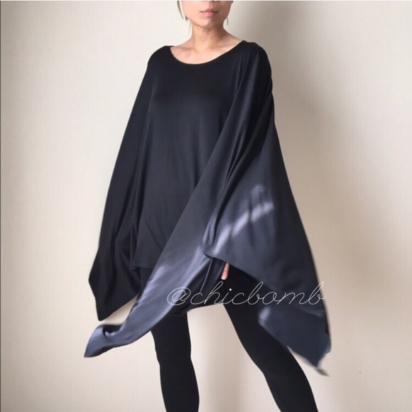 Fabulous drape poncho top - Picture 2 of 4
