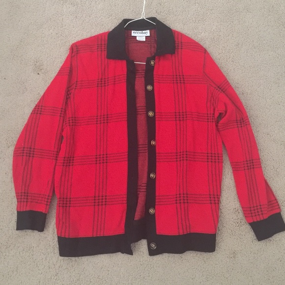 Long sleeve, button-up cardigan