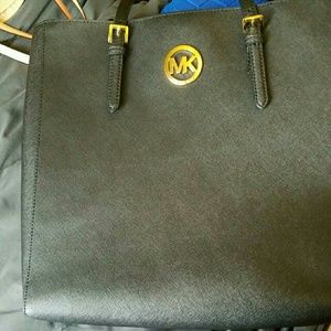 Black Michael Kors bag