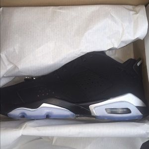 Nike air jordan retro 6 low chrome
