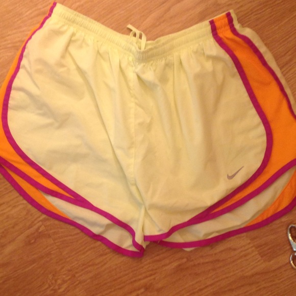 Neon yellow Nike tempo shorts!