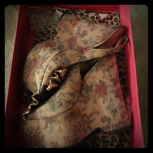 Exclusive Betsy Johnson platform wedges