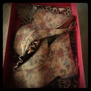 Exclusive Betsy Johnson platform wedges