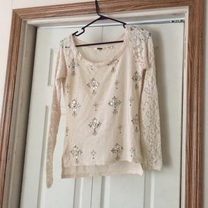 Miss Me, lace long sleeve, barely worn
