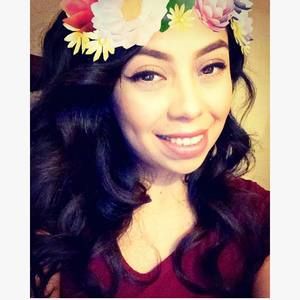 Meet your Posher, Aline