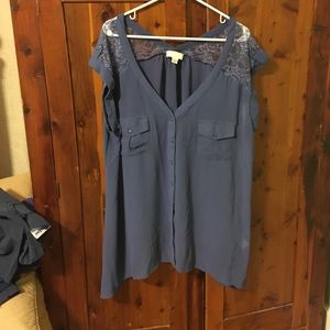 Forever 21 blue lacy shirt
