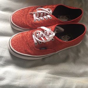 1 hour sale ! 🎉Red vans