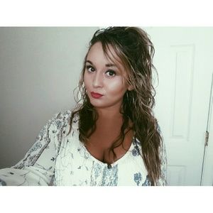 Meet your Posher, Colbie