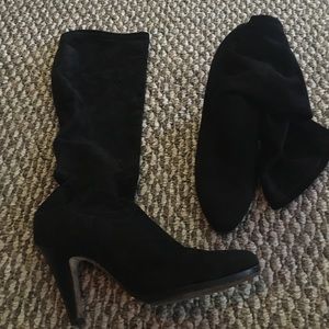 COLE HAAN Black suede boots