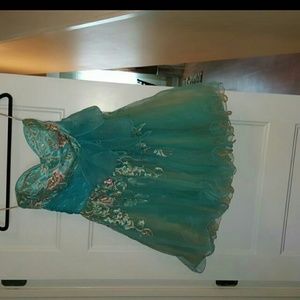 Prom dress