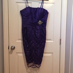 Cocktail dress/evening wear