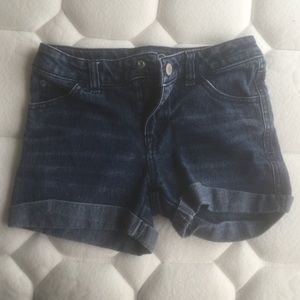 Cherokee Kids Size shorts