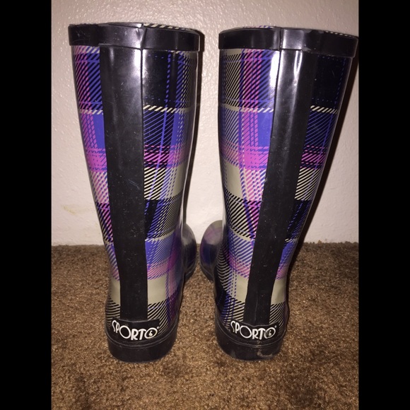 Plad Patterned Rain Boots! - Picture 3 of 3