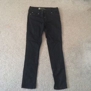 Black Skinny jeans