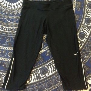 Nike cropped running leggings