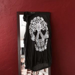 Skull muscle tee