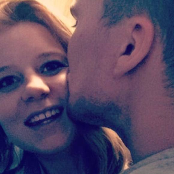 Meet your Posher, Sarah - Picture 1 of 1