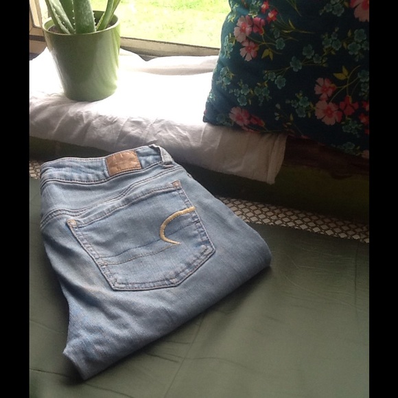 AEO skinny jeans. Size 6.