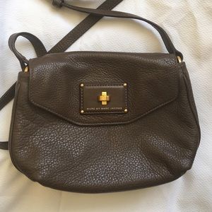 Marc Jacobs brown leather cross body purse