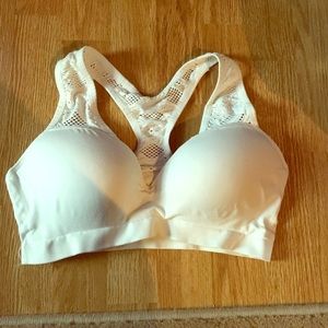 VS sports bra