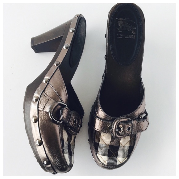Burberry Shoes - 🎀HP🎀Burberry Silver Leather Studded Clogs